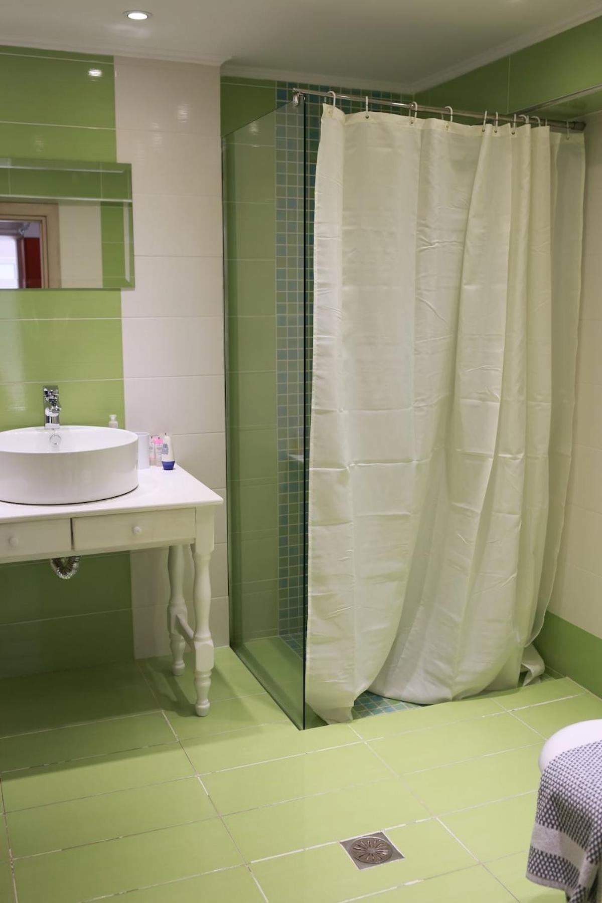Gatelouzou Apartament *